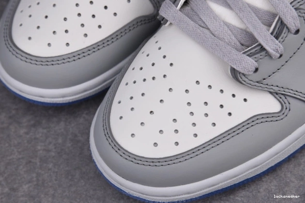 Rep LUCY JORDAN DR X CN8607-002 LOW box) 1 (DR OG shoe 0814